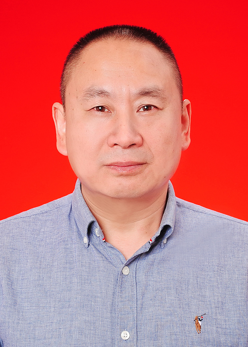 执行会长：吕良中