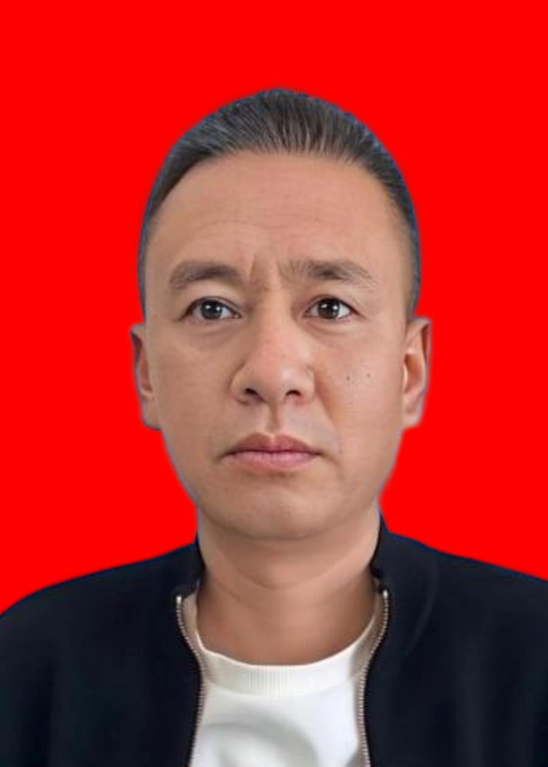 执行会长：张贵平